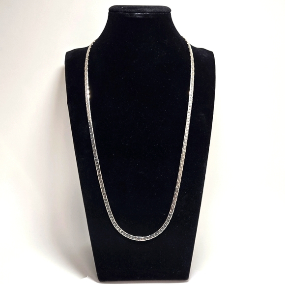 Source Unknown Jewelry - Unisex Necklace 22" Flat Herringbone Silver Tone Chain Excellent Condition